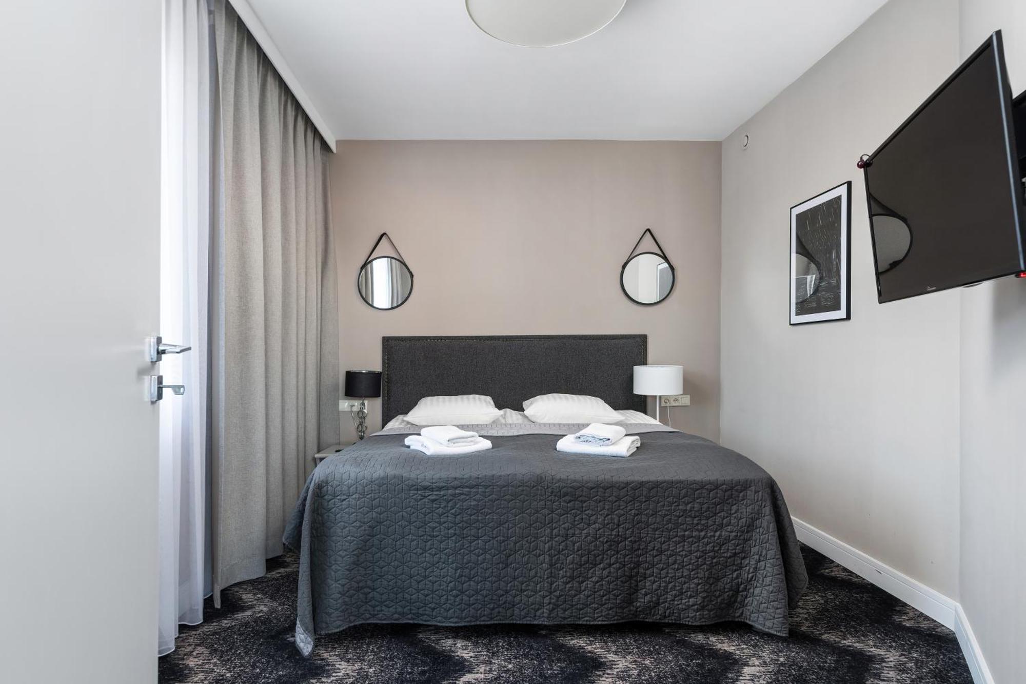 Aparthotel Etna Колобжег Номер фото