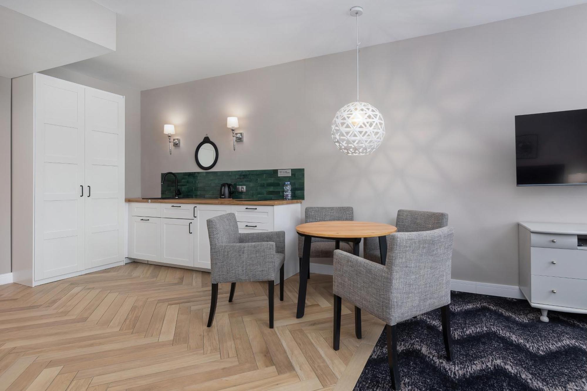 Aparthotel Etna Колобжег Номер фото