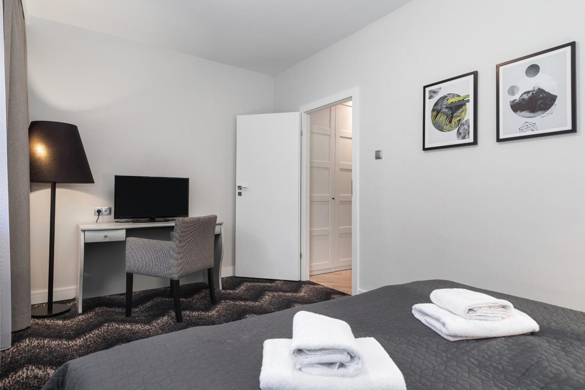 Aparthotel Etna Колобжег Номер фото